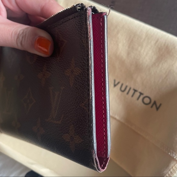 Louis Vuitton Adele Fuchsia Compact Wallet - Picture 10 of 17